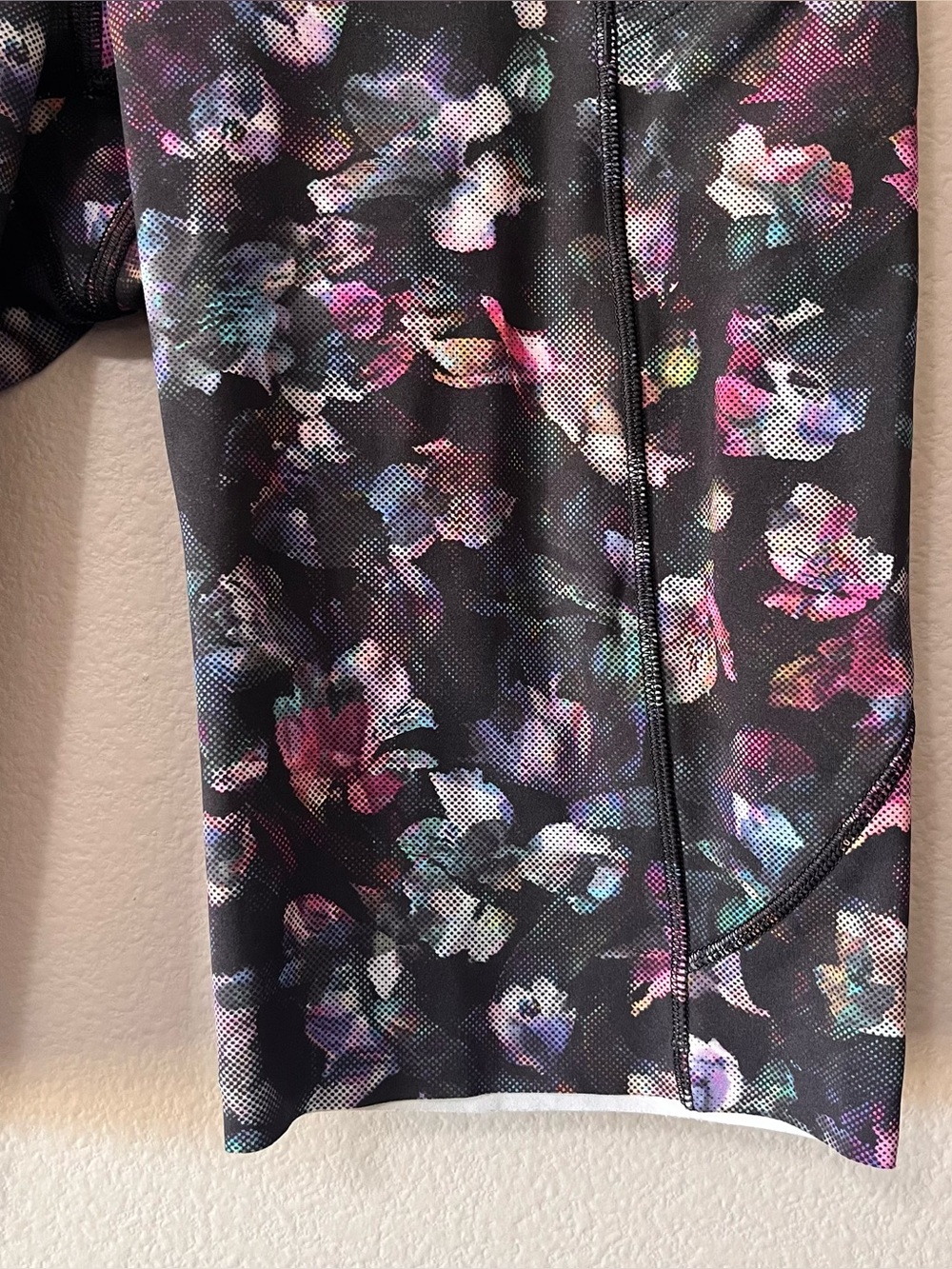 Lululemon Fast and Free Short 10" Non-Reflective Activate Floral Multi Size 6 - Picture 5 of 9